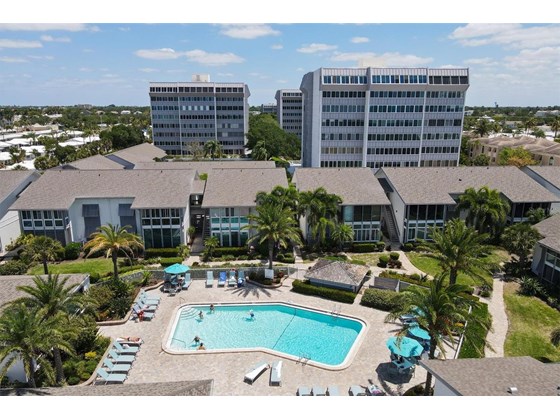 Condo for sale at 1055 W Peppertree Dr #501aa, Sarasota, FL 34242 - MLS Number is A4517324