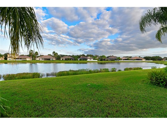 Single Family Home for sale at 12819 Daisy Pl, Bradenton, FL 34212 - MLS Number is A4517541